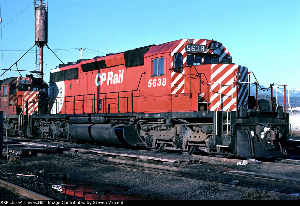 CP Rail SD40-2 CP #5638